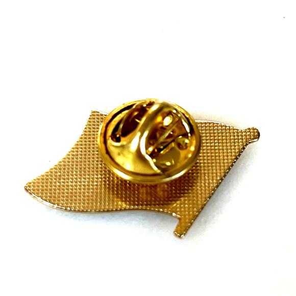 Australia Flag Lapel Pin - Picture 2 of 3